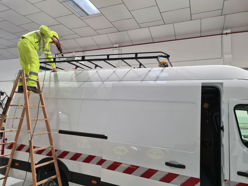 Equipamiento señalizacion vehiculos